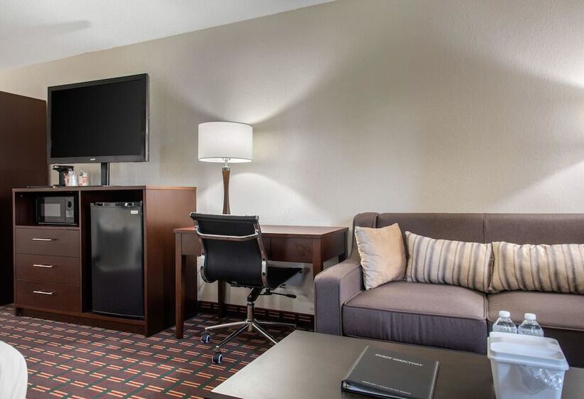 בית מלון כפרי Quality Inn & Suites