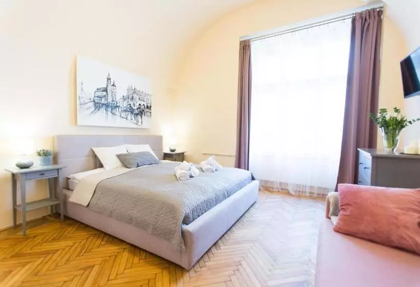 Apartments Roman