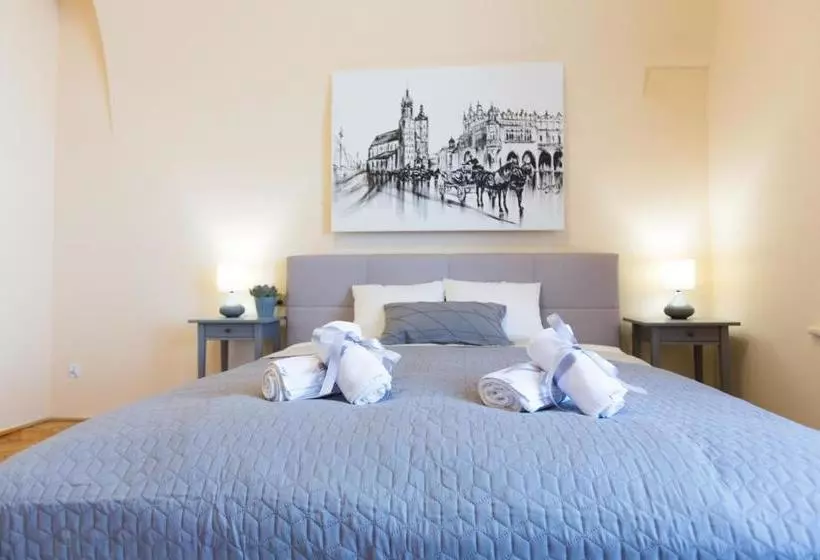 Apartments Roman