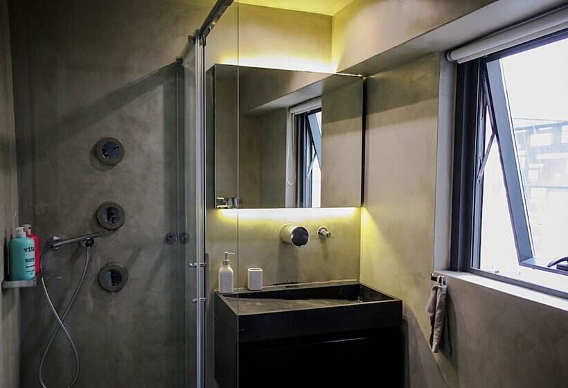 Athina Art Apartments