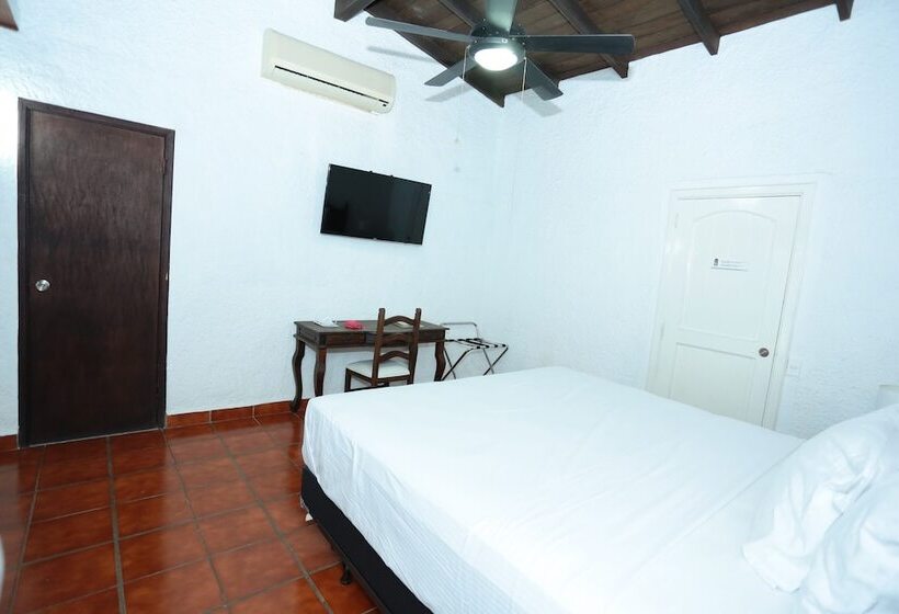 هتل Casa Colonial