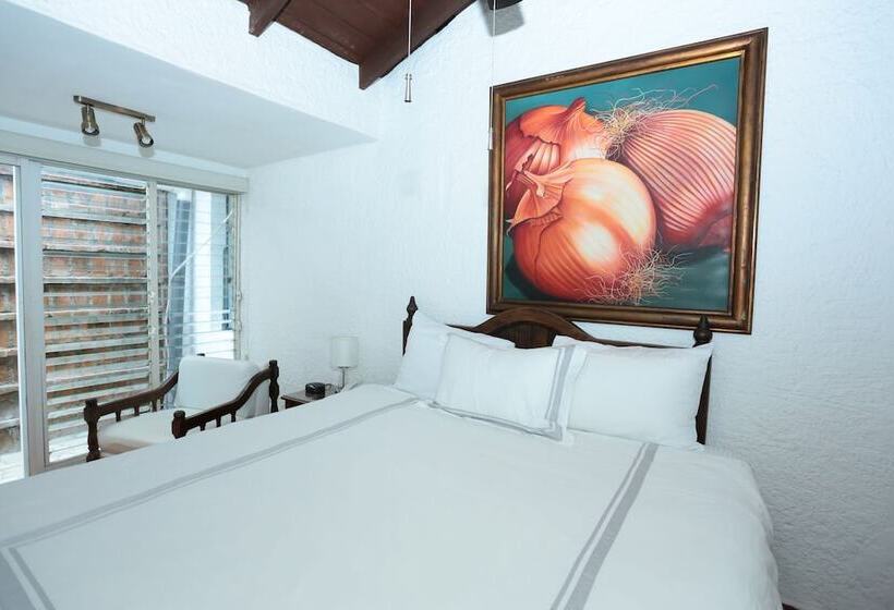 هتل Casa Colonial