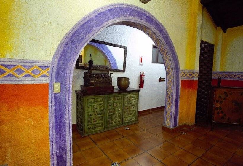 هتل Casa Colonial