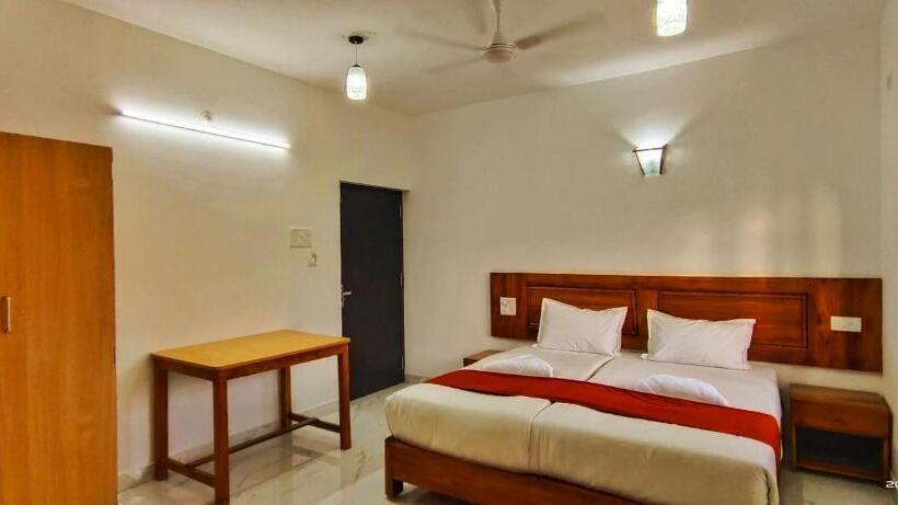 فندق Iora Baga Beach