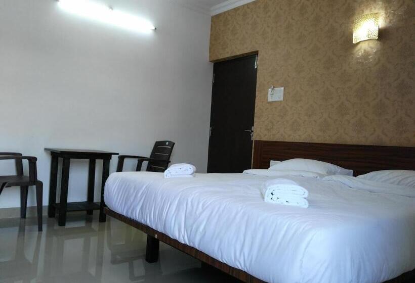 فندق Iora Baga Beach