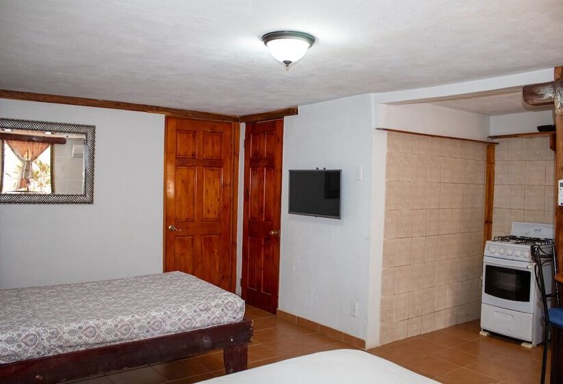 בית מלון כפרי Pension Playa Samara