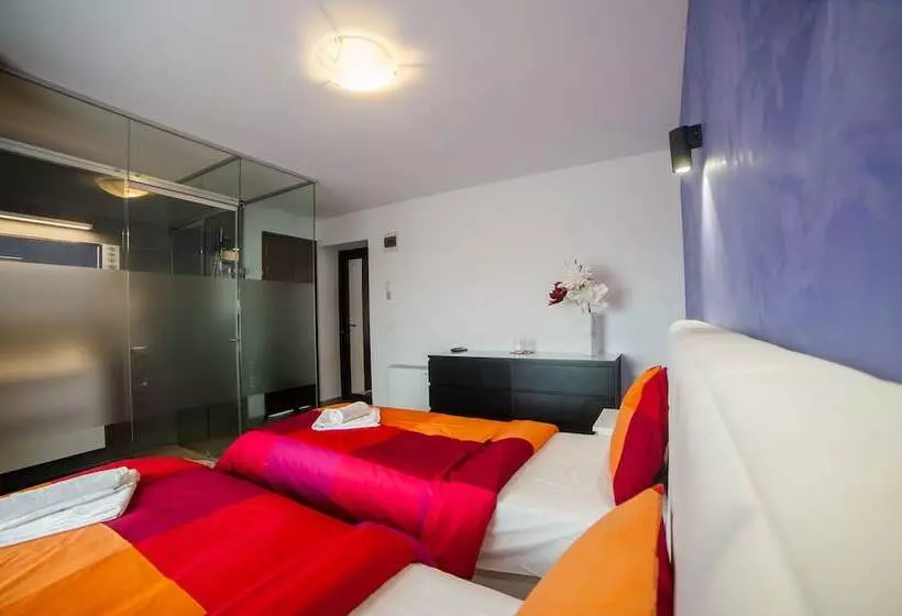 Hotelli Rodizio Hill Resort