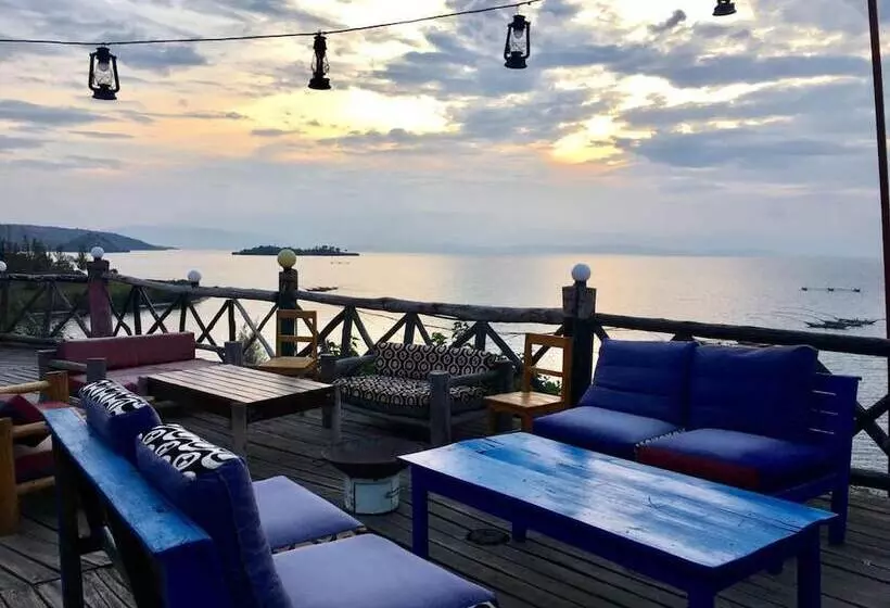 هتل Rwiza Village