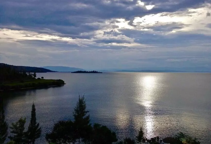 هتل Rwiza Village