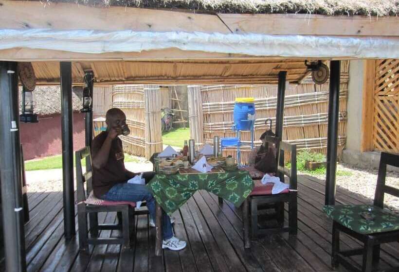 هتل Rwiza Village