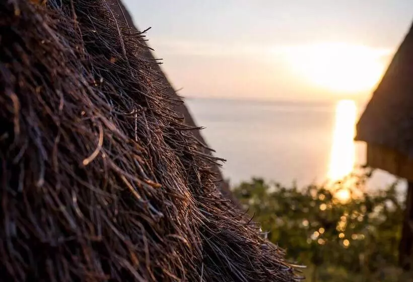 هتل Rwiza Village