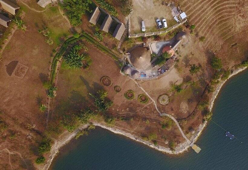 هتل Rwiza Village