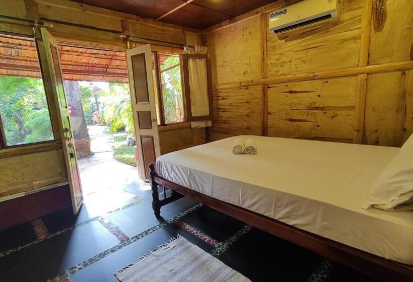 בית מלון כפרי Shawnels Beach Resort