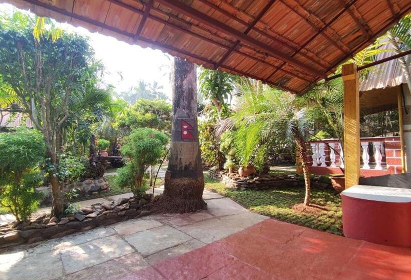 בית מלון כפרי Shawnels Beach Resort