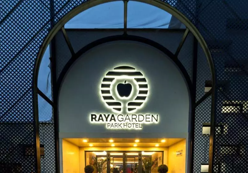 Park Hotel Raya Garden