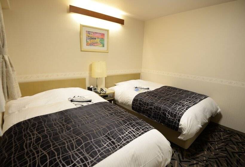 Apa Hotel Isehara Ekimae