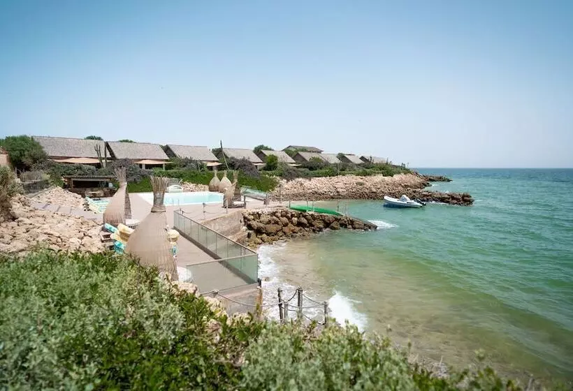 Hotelli La Crique Nature & Spa