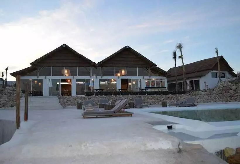 Hotelli La Crique Nature & Spa