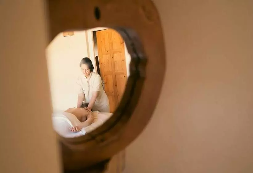 Hotelli La Crique Nature & Spa