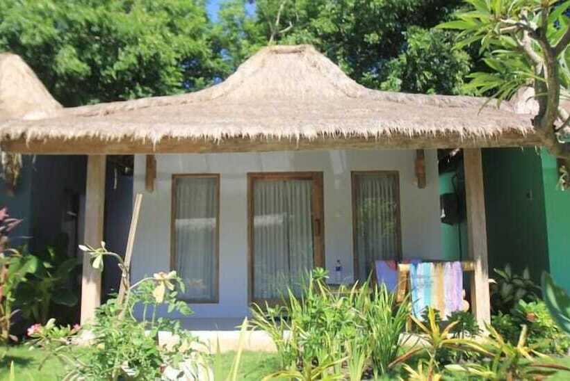 پانسیون Mahaputri Bungalow