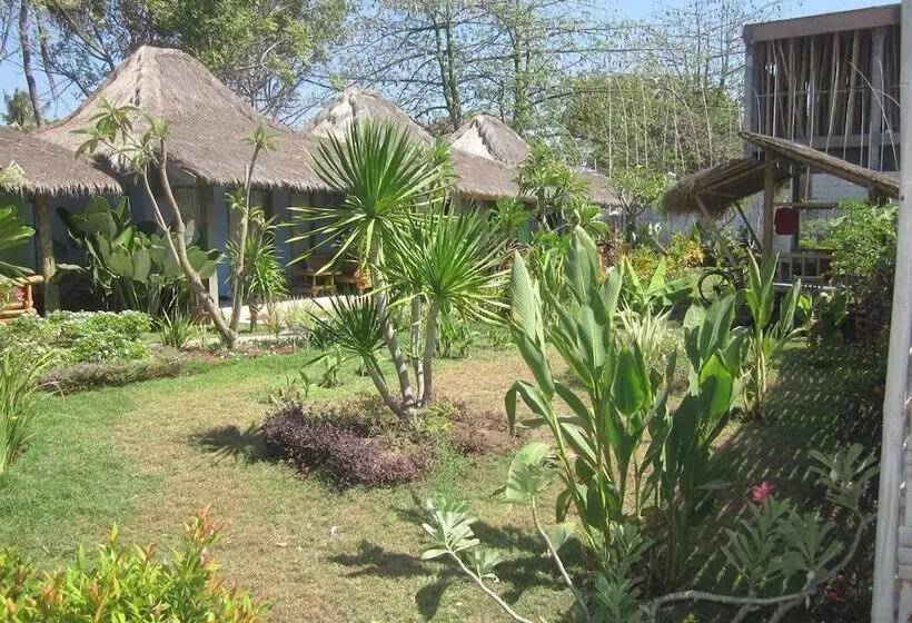 ペンション Mahaputri Bungalow