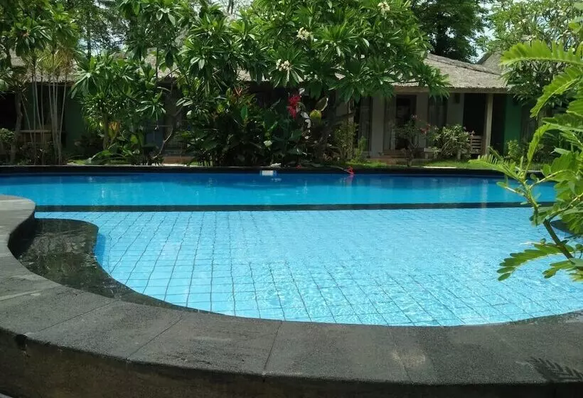 ペンション Mahaputri Bungalow