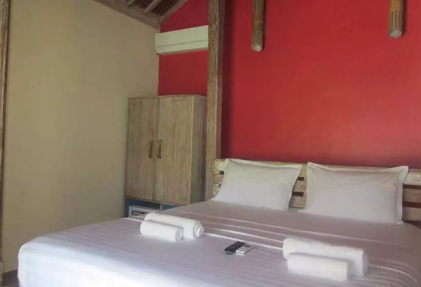 ペンション Mahaputri Bungalow