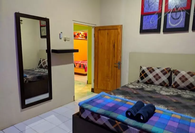 Bed and Breakfast Indah Nusantara