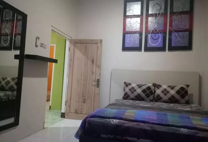 Bed and Breakfast Indah Nusantara