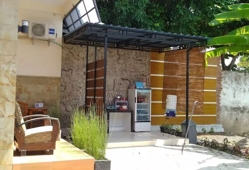 Bed and Breakfast Indah Nusantara