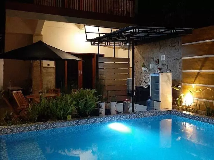 Bed and Breakfast Indah Nusantara