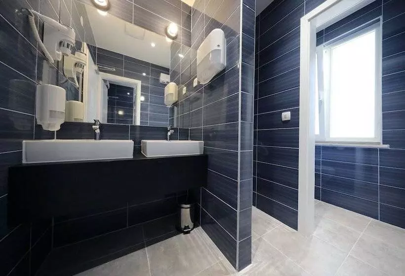 Downtown Boutique Hostel