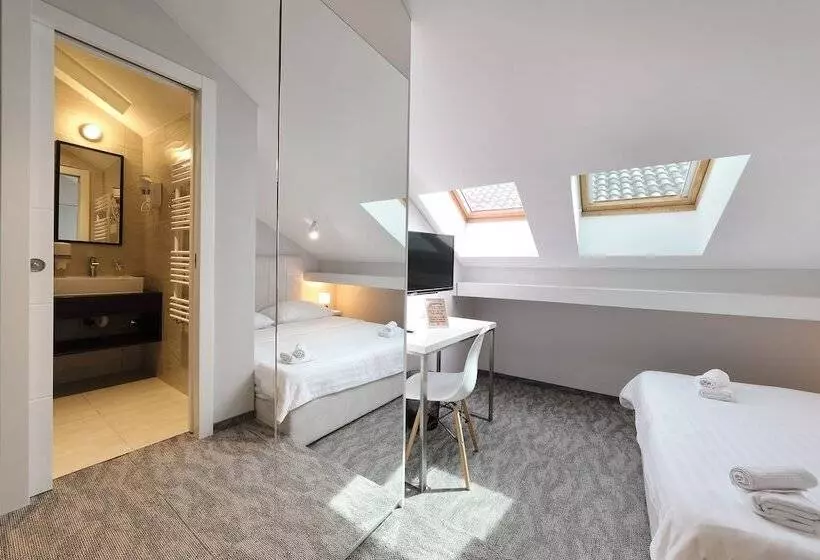 Downtown Boutique Hostel