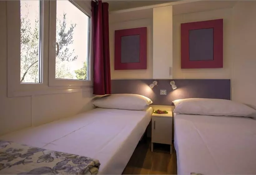 Hotelli Camp Rehut   Campsite