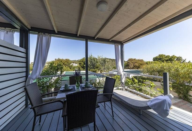 Hotel Camp Rehut Campsite