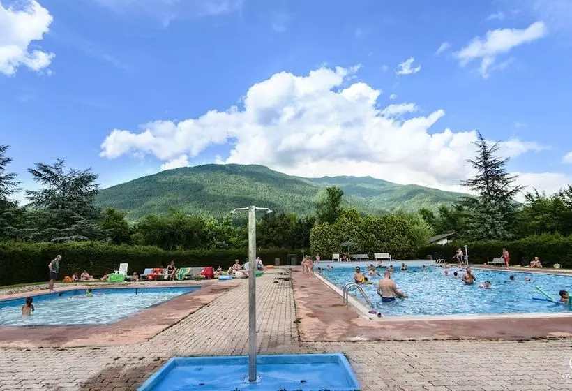 ホテル Camping Due Laghi
