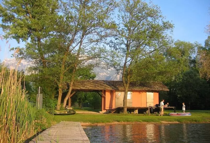 ホテル Camping Due Laghi