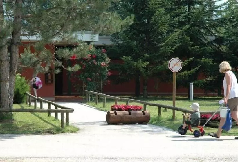 ホテル Camping Due Laghi