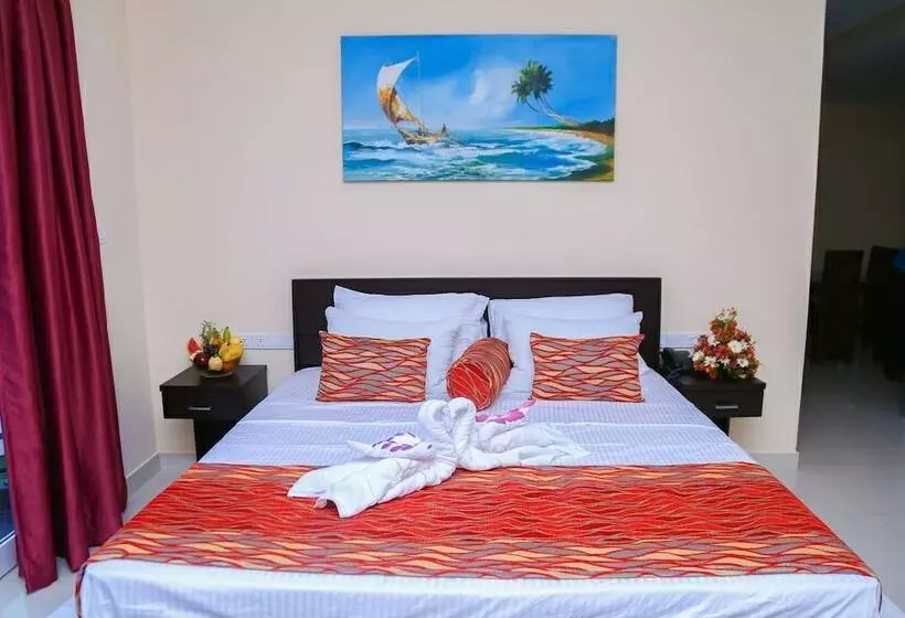 Hotelli Crystal Resort Dickwella