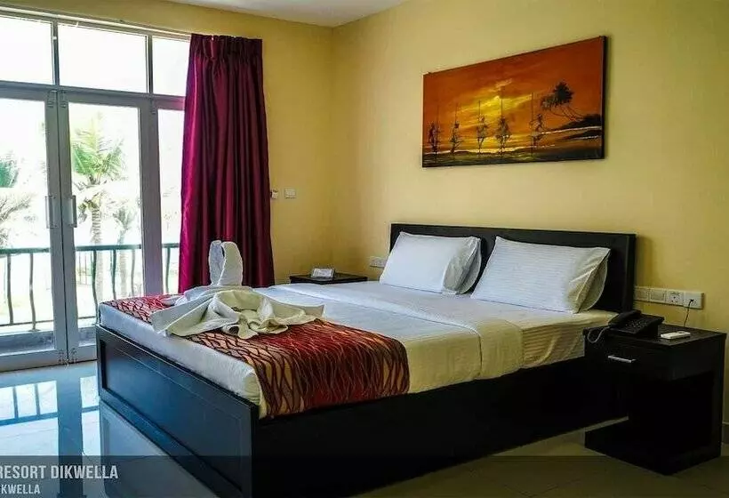 Hotelli Crystal Resort Dickwella