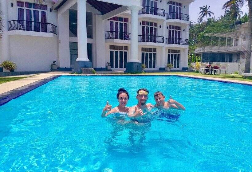 فندق Crystal Resort Dickwella