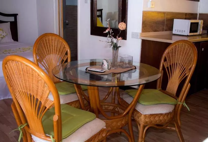 هتل Kings Landing