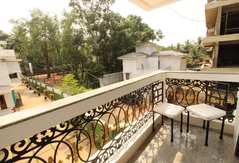 ホテル Oyo 11014 Home Goa Spacious 2bhk Nerul