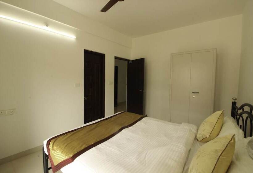 Hotelli Oyo 11014 Home Goa Spacious 2bhk Nerul