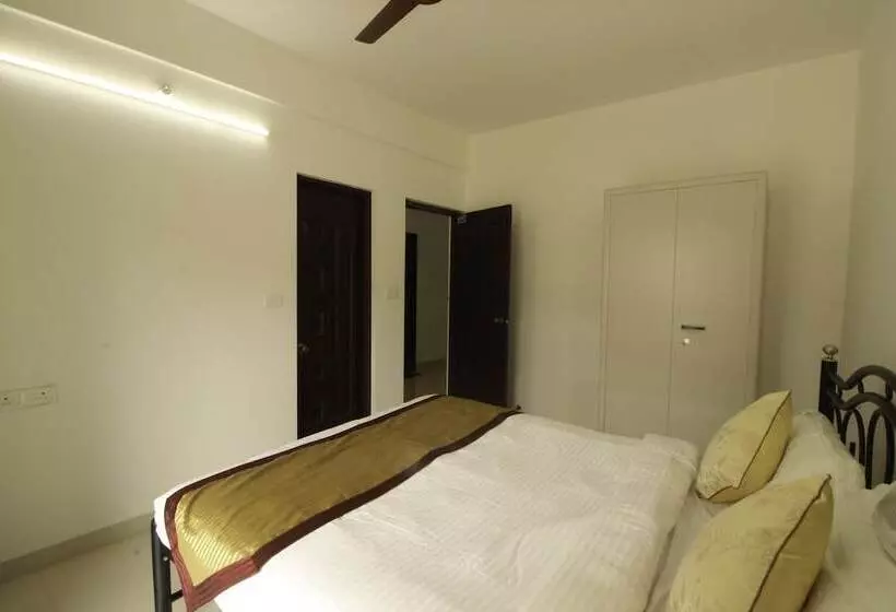 ホテル Oyo 11014 Home Goa Spacious 2bhk Nerul