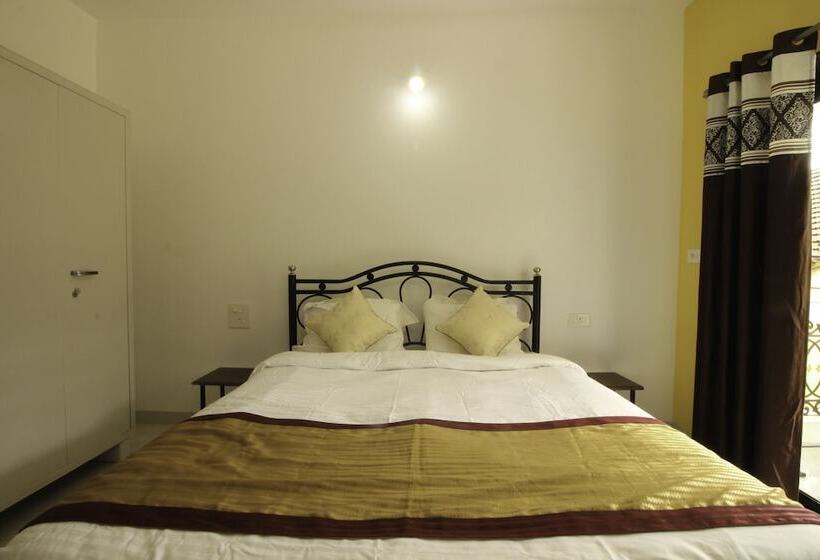 Hotelli Oyo 11014 Home Goa Spacious 2bhk Nerul