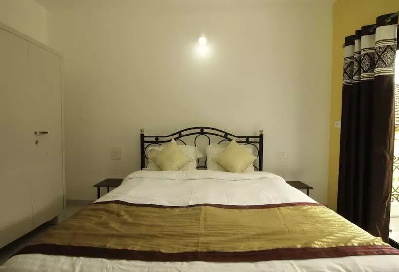 ホテル Oyo 11014 Home Goa Spacious 2bhk Nerul