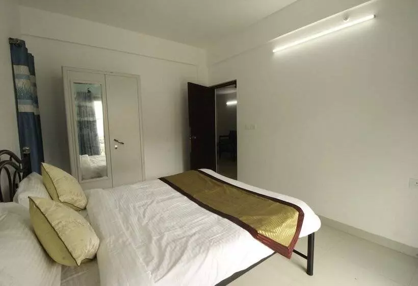 ホテル Oyo 11014 Home Goa Spacious 2bhk Nerul
