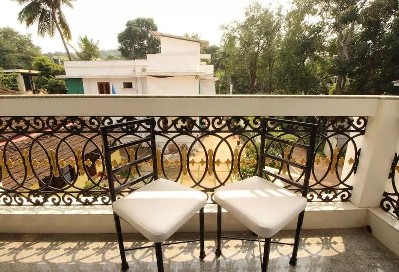 ホテル Oyo 11014 Home Goa Spacious 2bhk Nerul