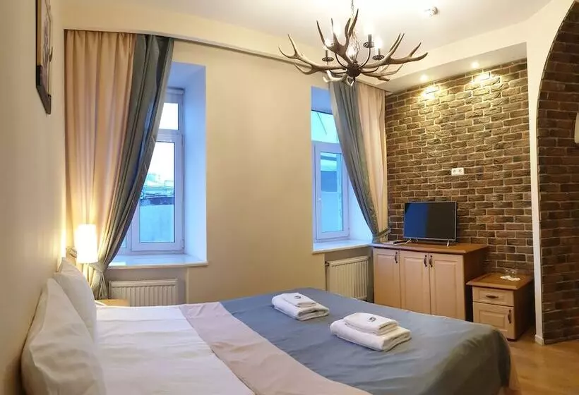هتل Pushkinskaya10 Pension